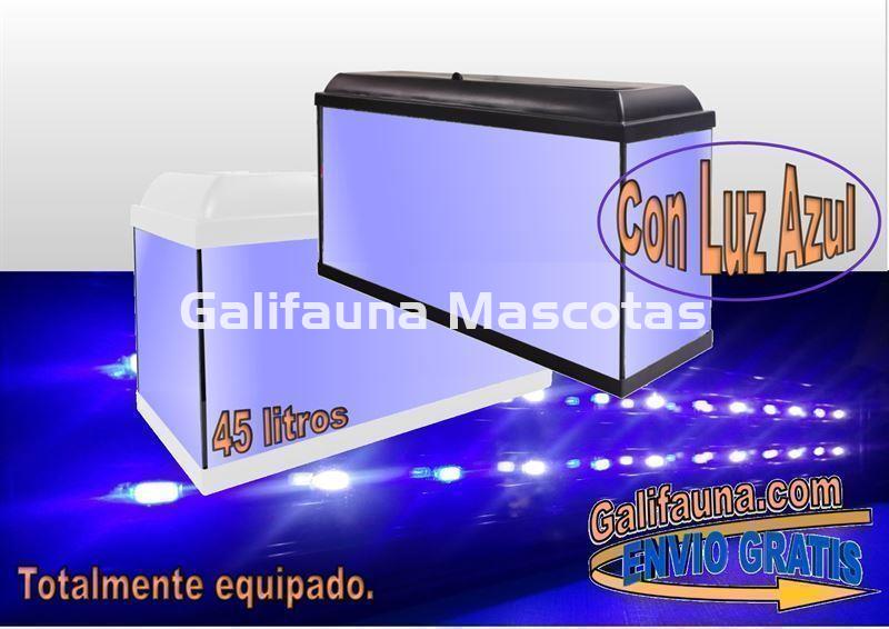 Acuario kit  45 Litros. Con luz azul. Efecto luz de luna. - Imagen 1