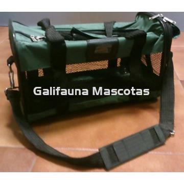 Bolso impermeable verde para perro raza pequeña. - Imagen 1